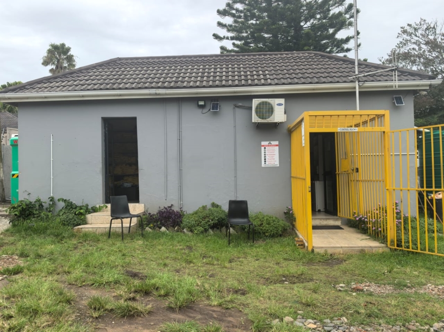 Commercial Property for Sale in Vincent Eastern Cape